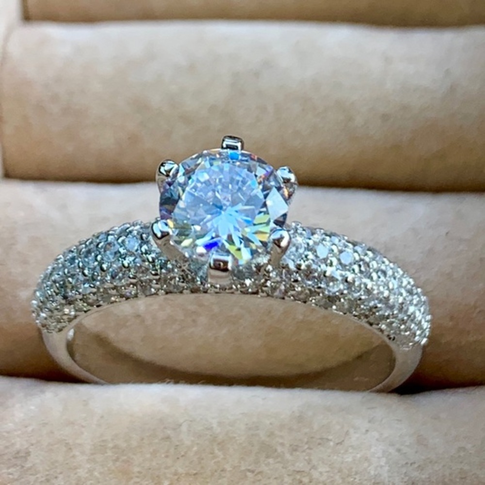 Stunning achievement ring.  You deserve it!